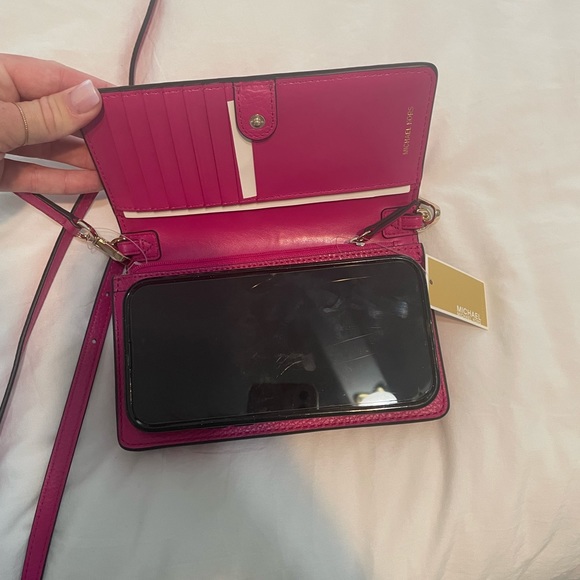 Michael Kors Leather Phone CrossBody - Picture 13 of 13